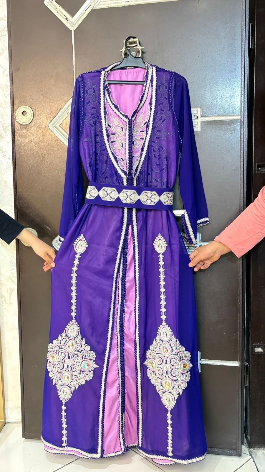 Kaftan portee une seule fois 