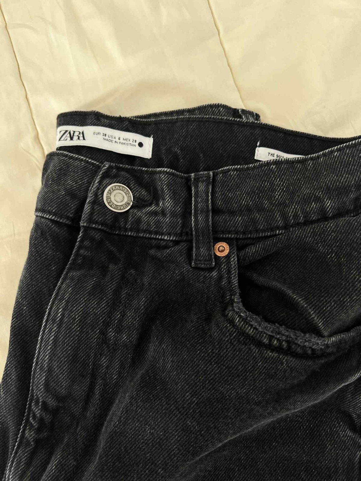 Pantalon gris charbon / noir....  / Taille : 38 / 40/ 42/44