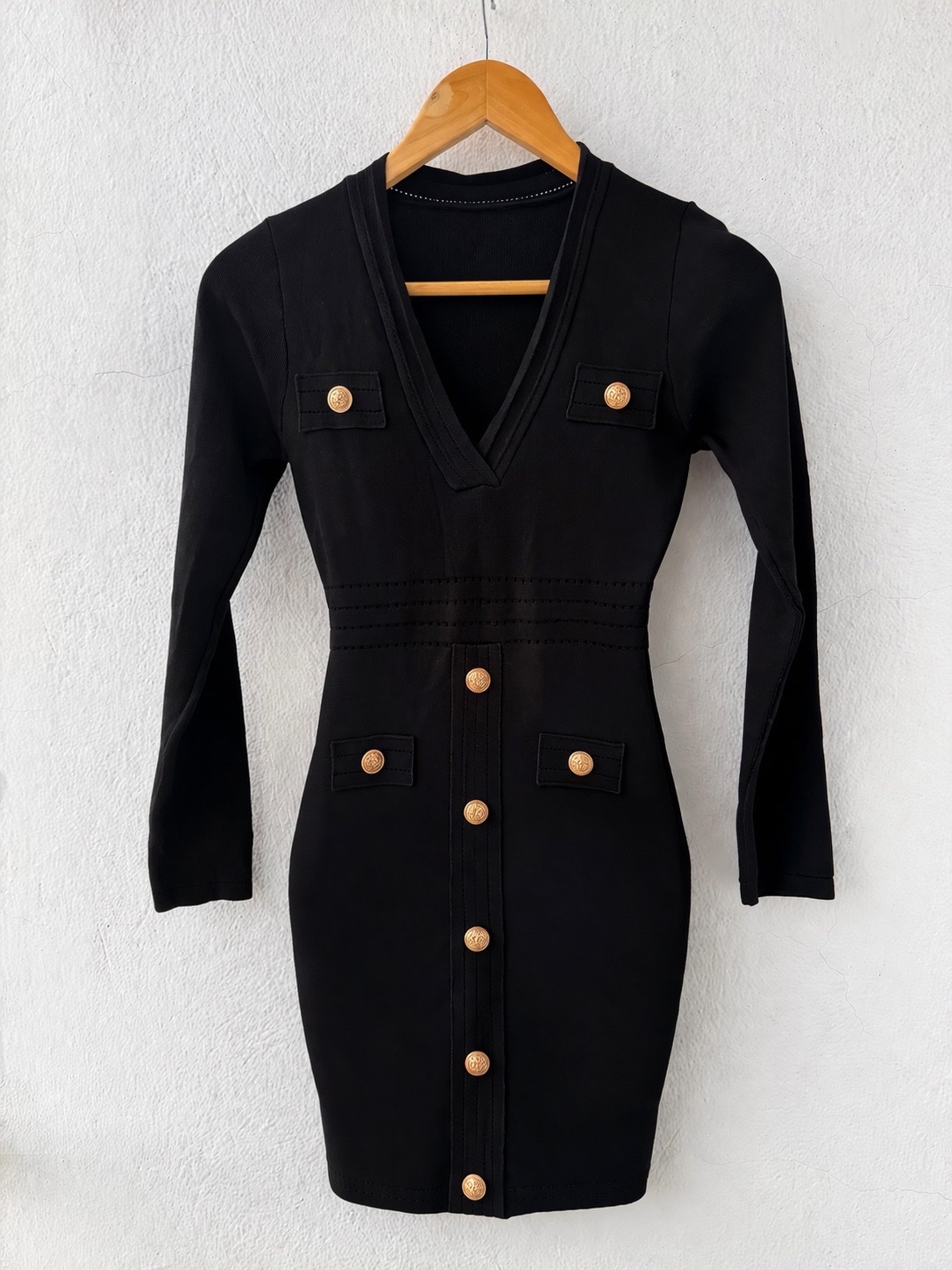 La petite robe noir tres chic taille 36/38