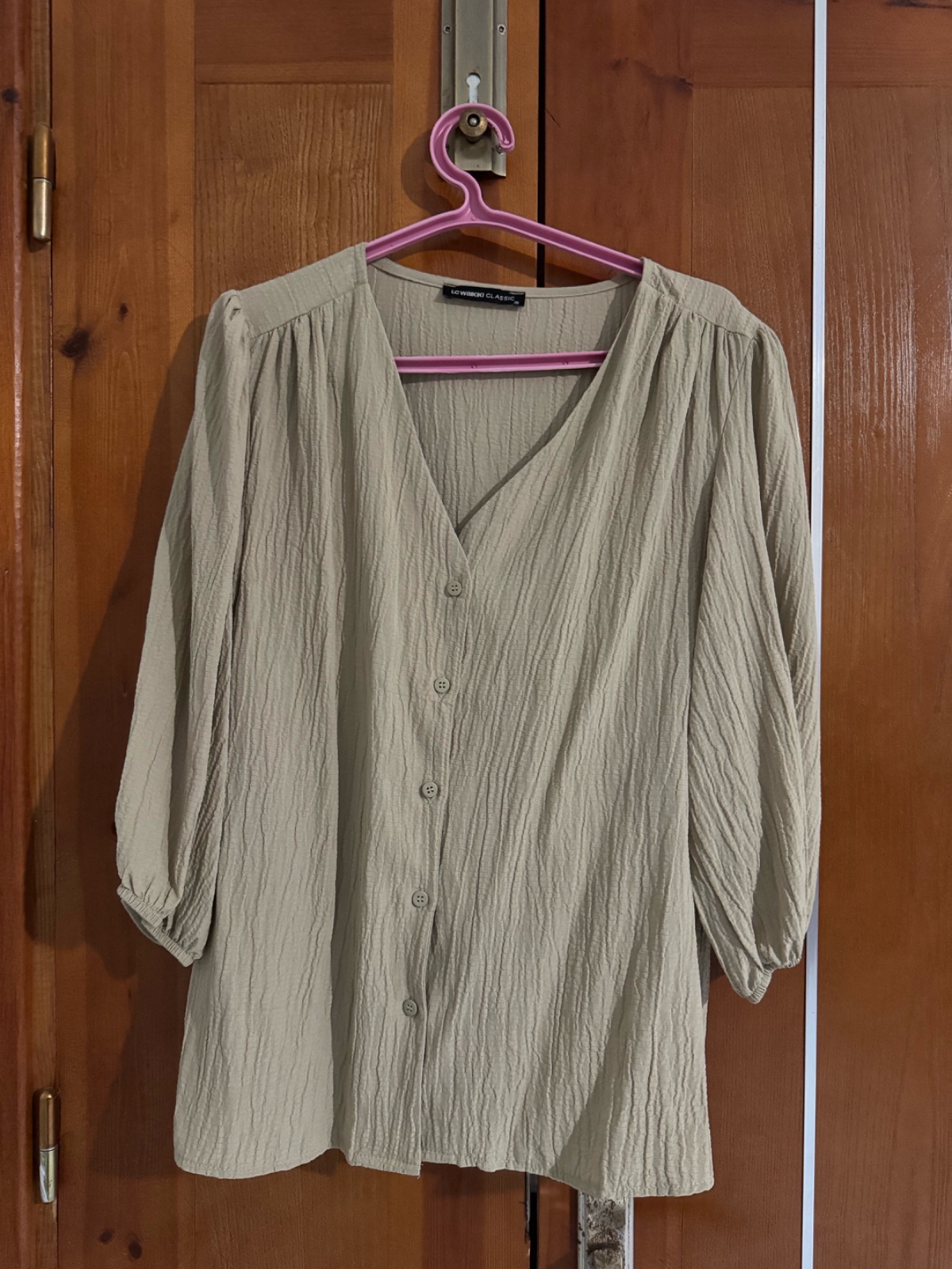 Chemise vert pastel 