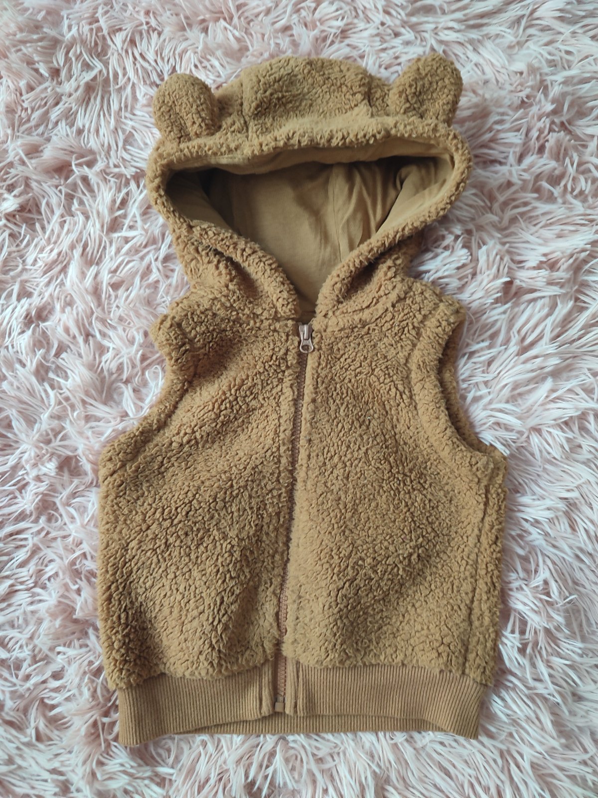 Gilet sans manches en polaire mouton beige à oreilles d'ours