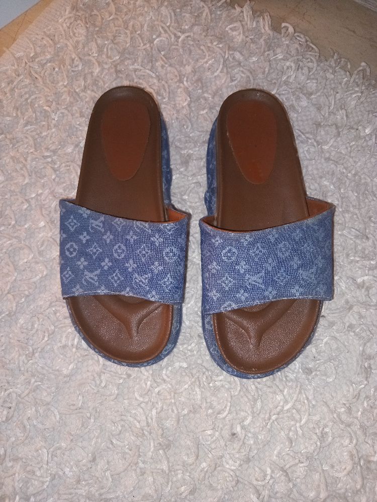 Je vends 