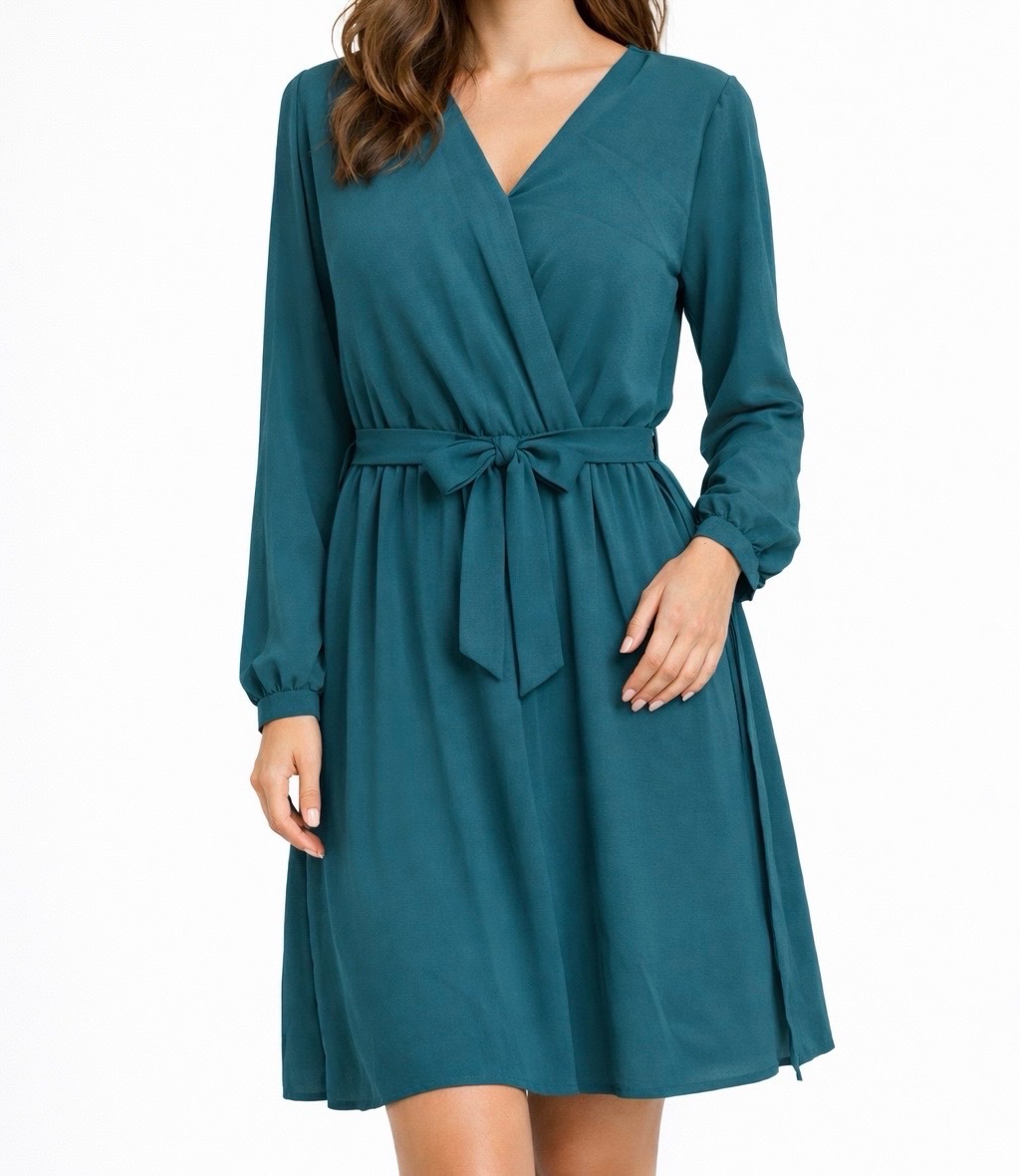 Une tres jolie robe taille s