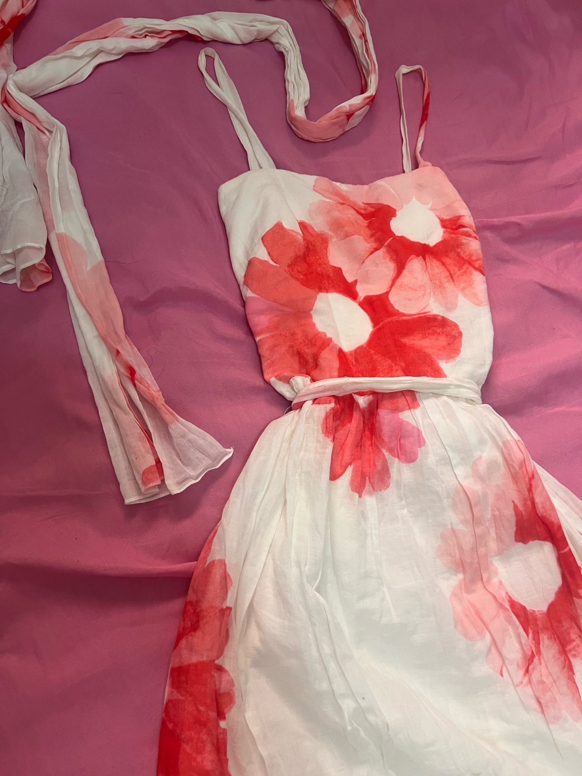 DRESS 😍