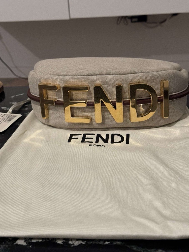 sac beige epaule Fendi 