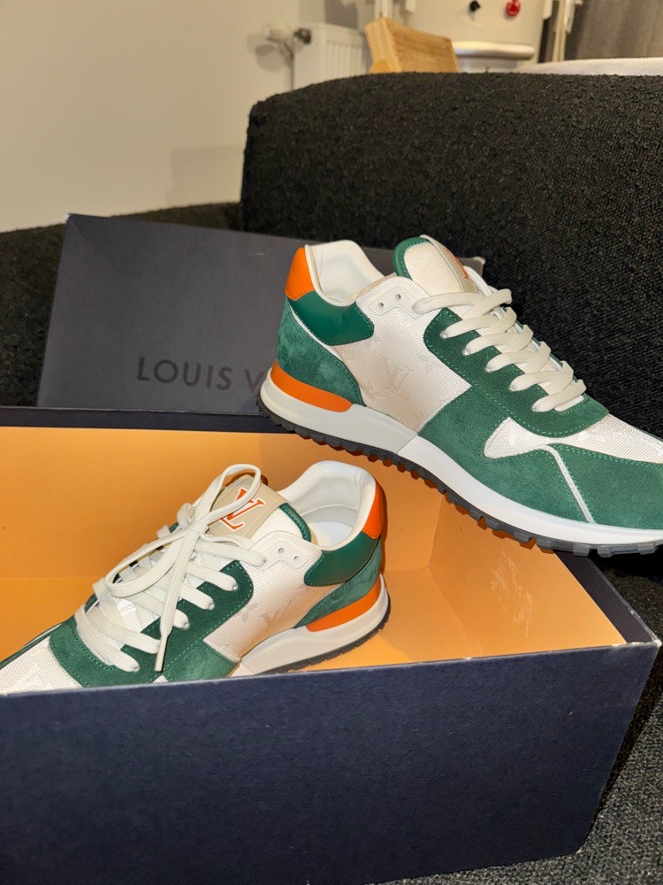Sneaker Run Away LOUIS VUITTON 