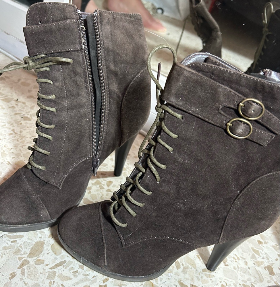 Bottines daim