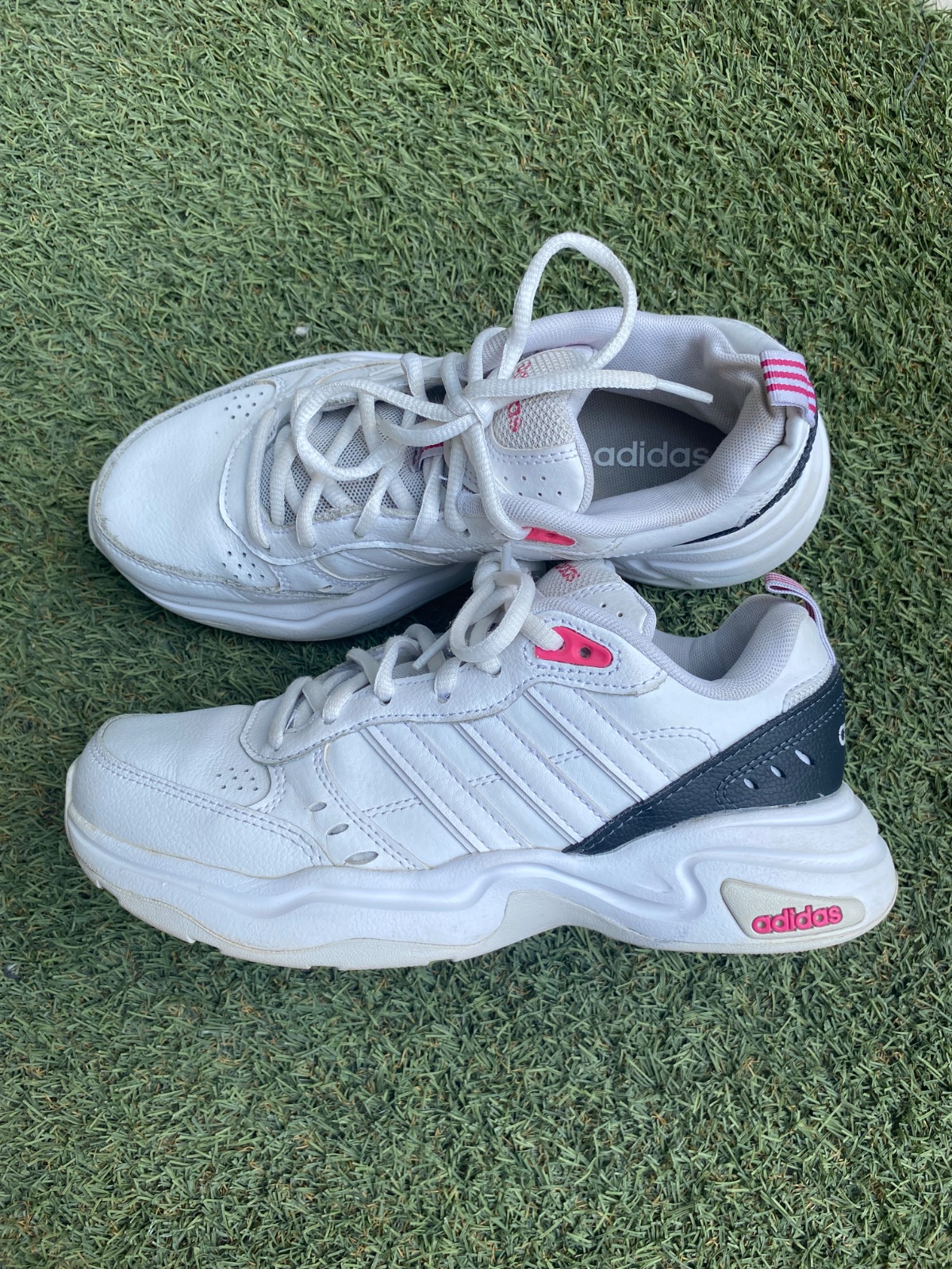 Baskets adidas 