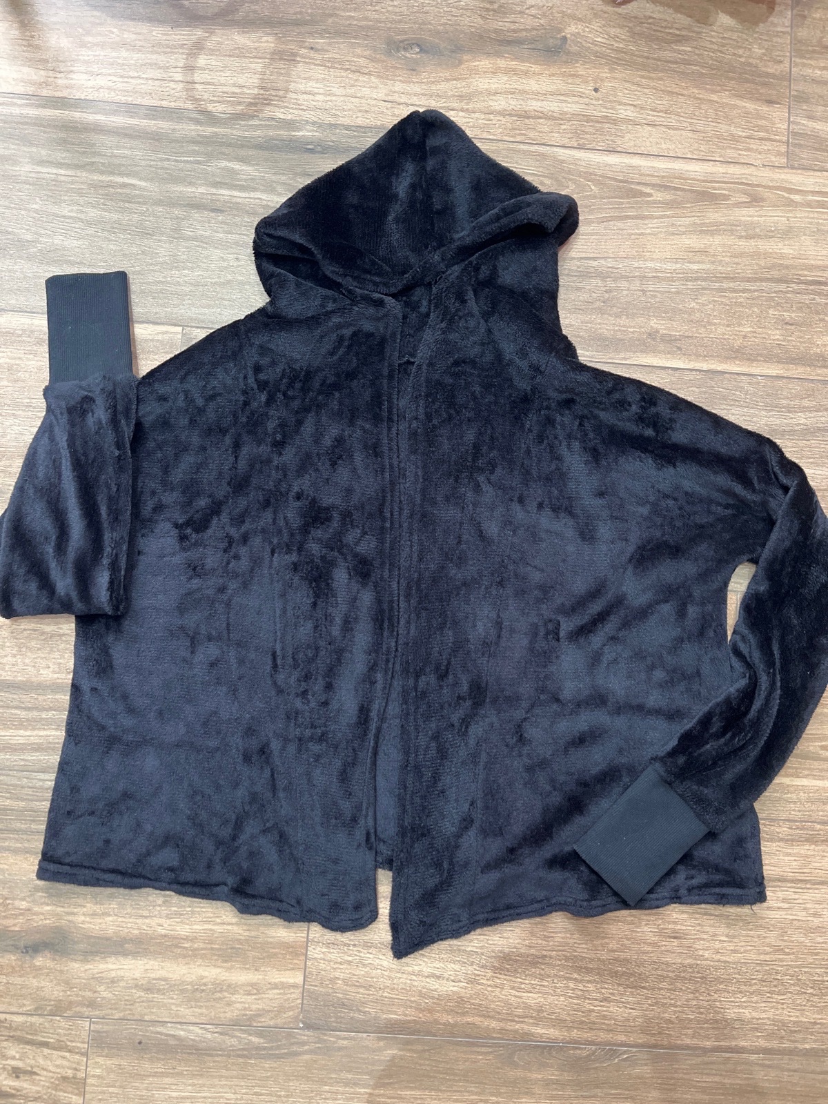 Gilet / Veste doudou à capuche noir en peluche (effet pilou-pilou)