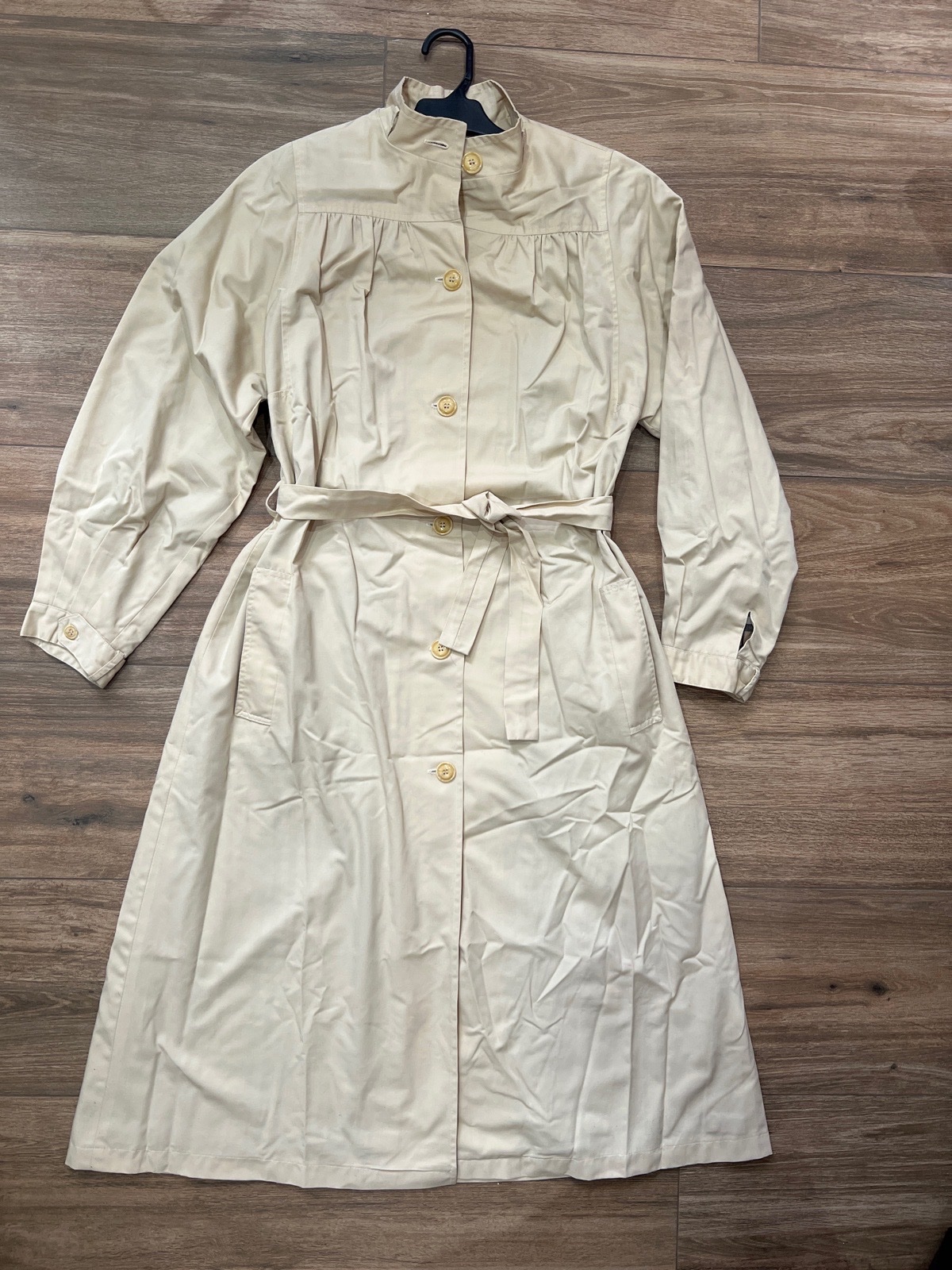 Trench-coat long vintage beige du france / Manteau léger avec ceinture