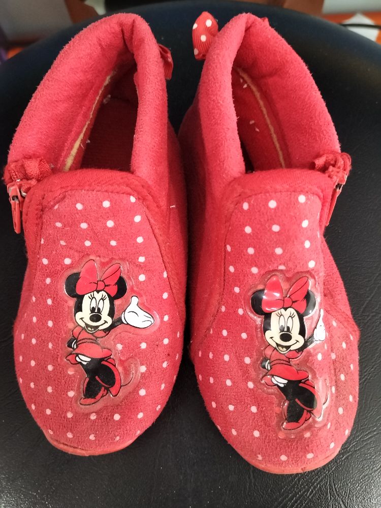  Chausson Minnie rouge