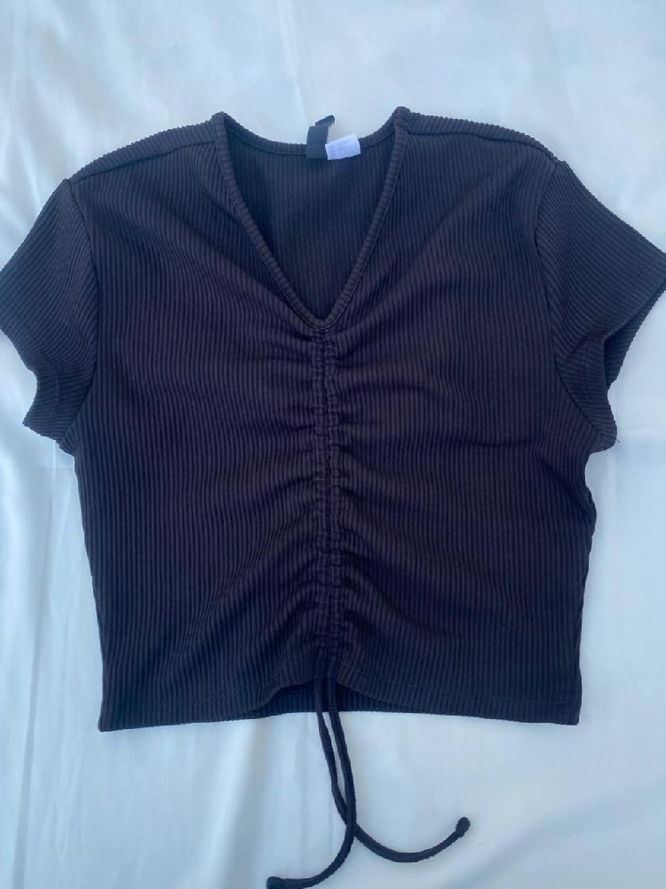 Crop top noir😍😍😍