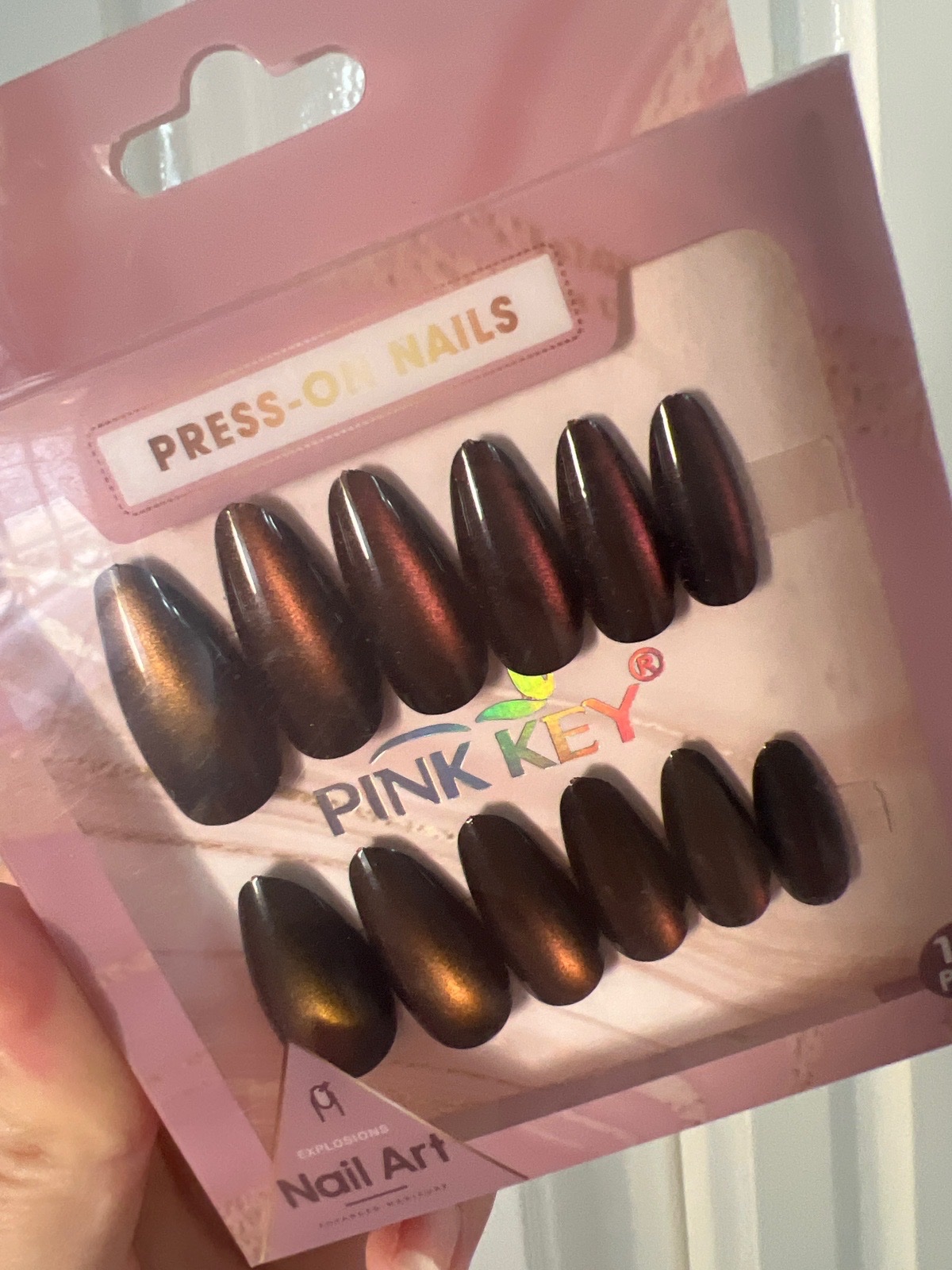 Press on nails 12 pieces cat eye changeant