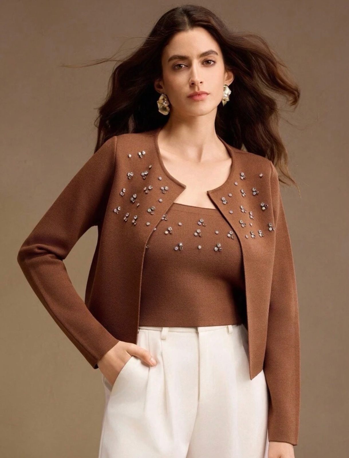 Bustier et cardigan couleur caramel