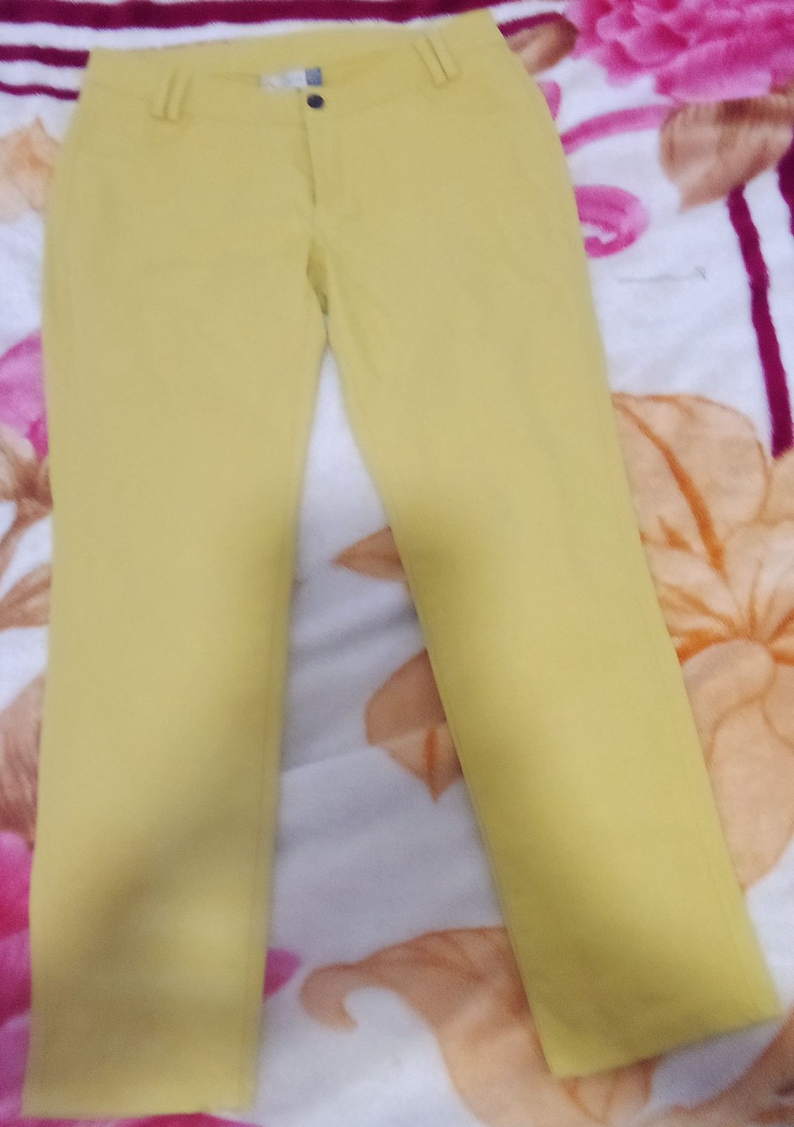 Des vêtements et jeux 