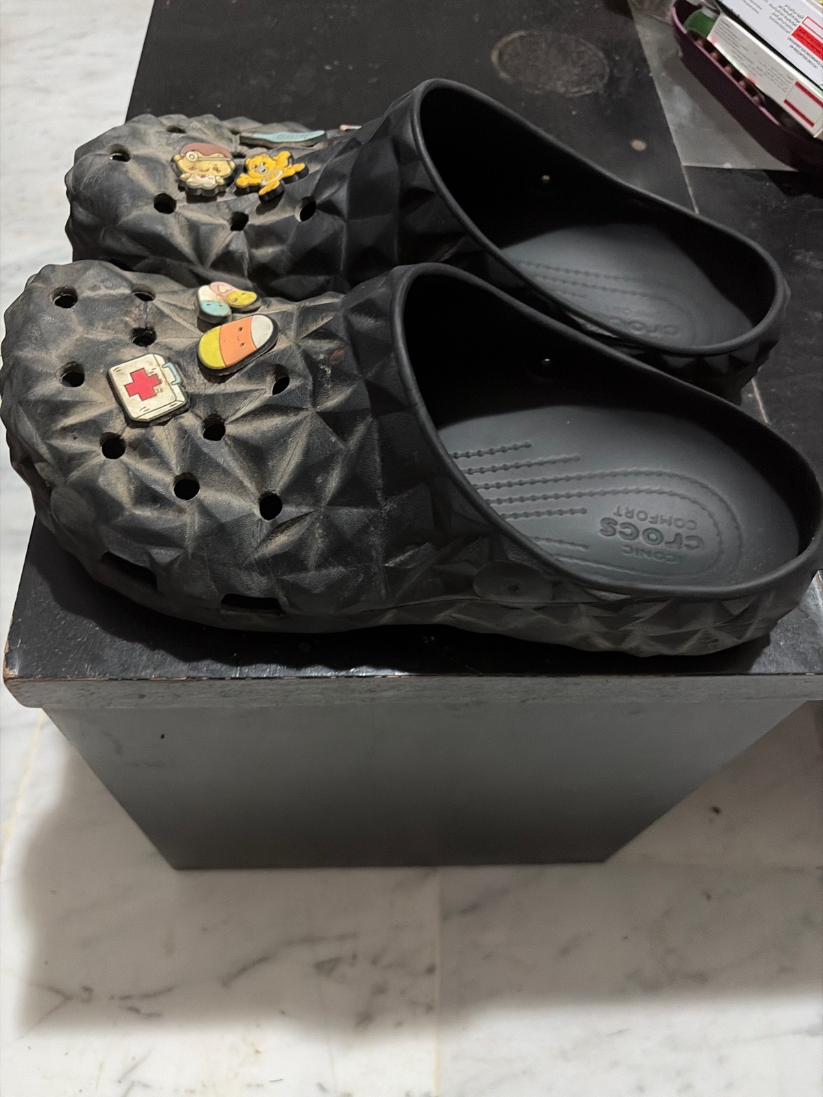 Crocs 