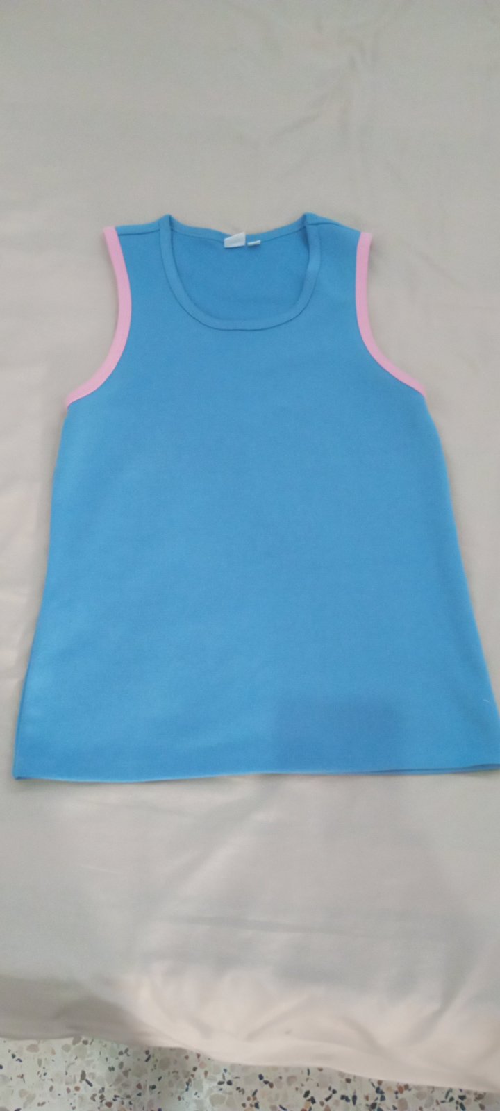 Pull bleu 