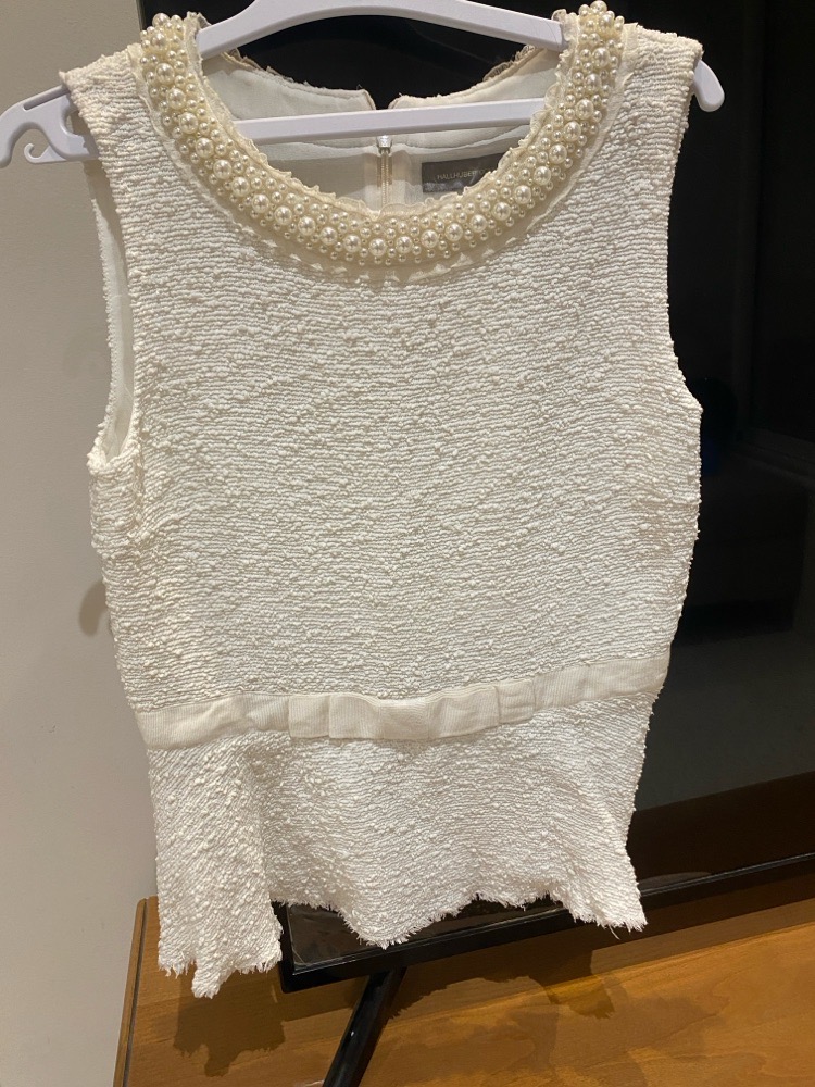Top blanc élégant sans manches avec perles – Taille 36
