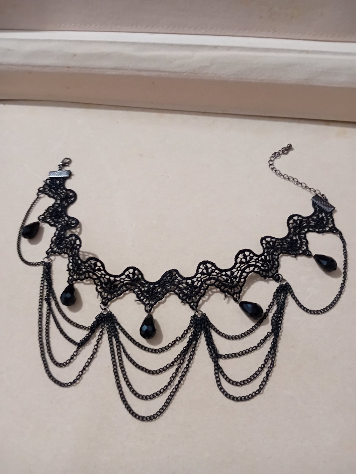 Collier noirs 