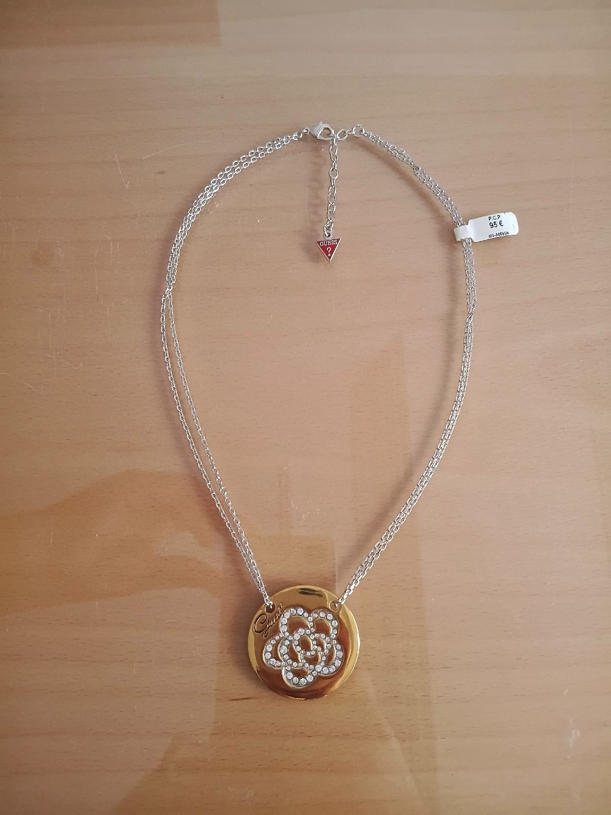 Collier Guess authentique