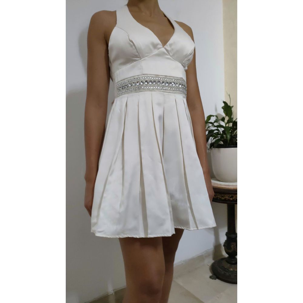 Robe blanche satin 