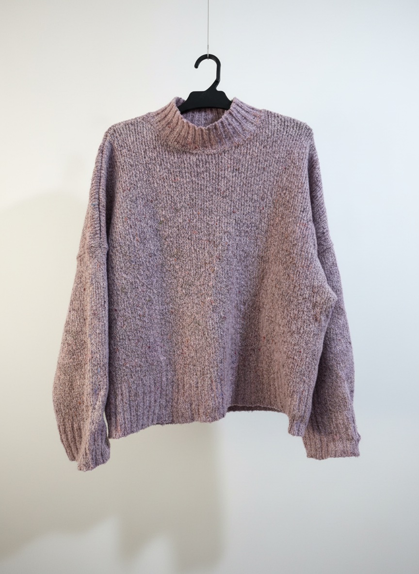 Pull rose violet en laine