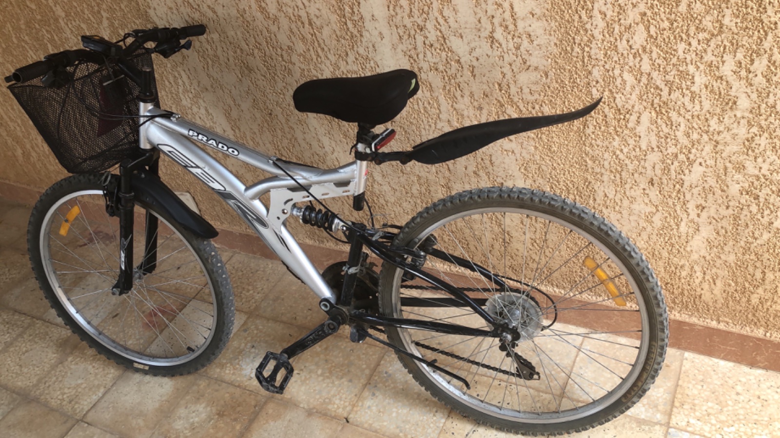 A vendre bisclette /etat comme neuf /importe
