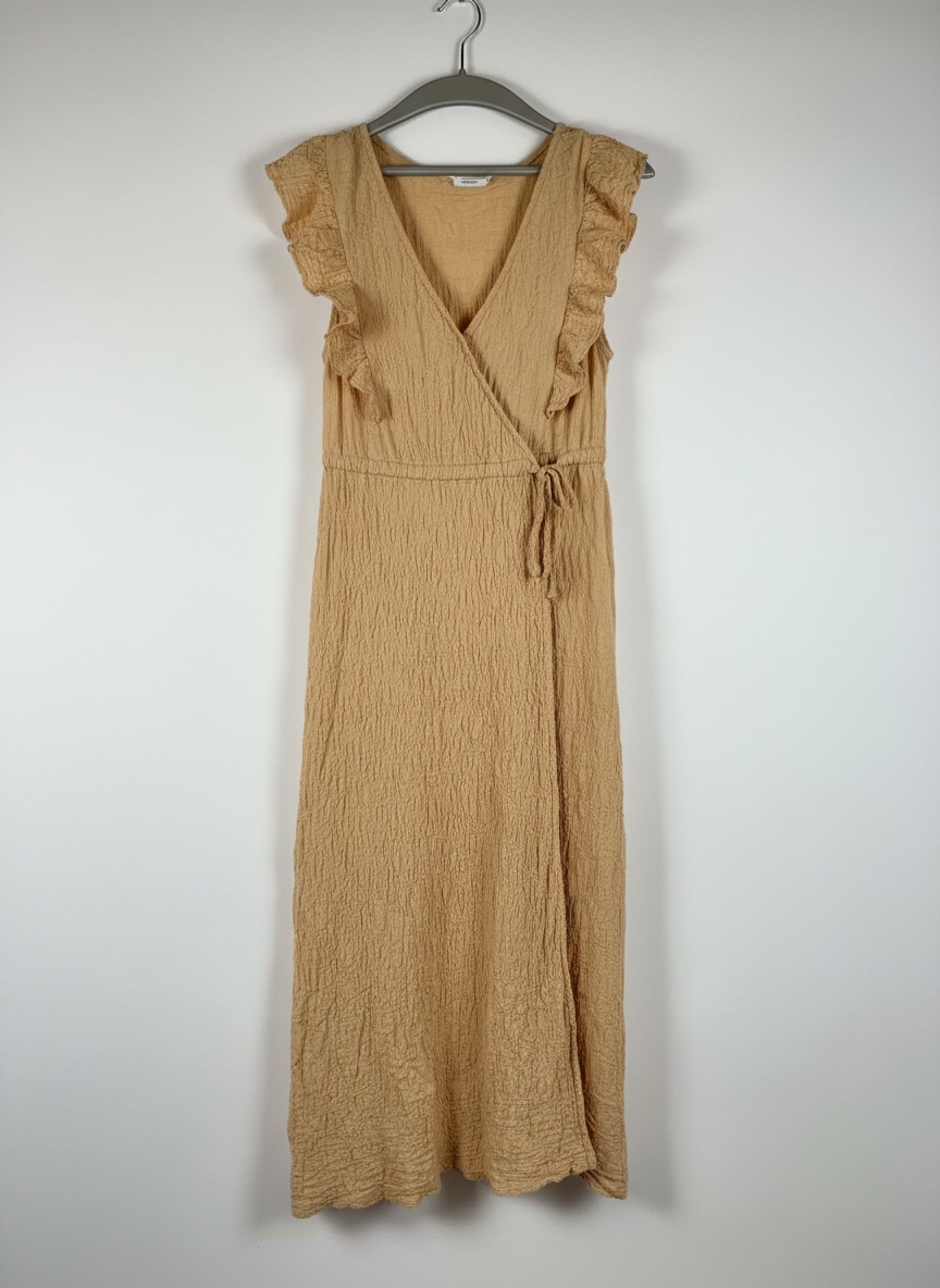 Robe couleur jaune claire couleur tres tendance 