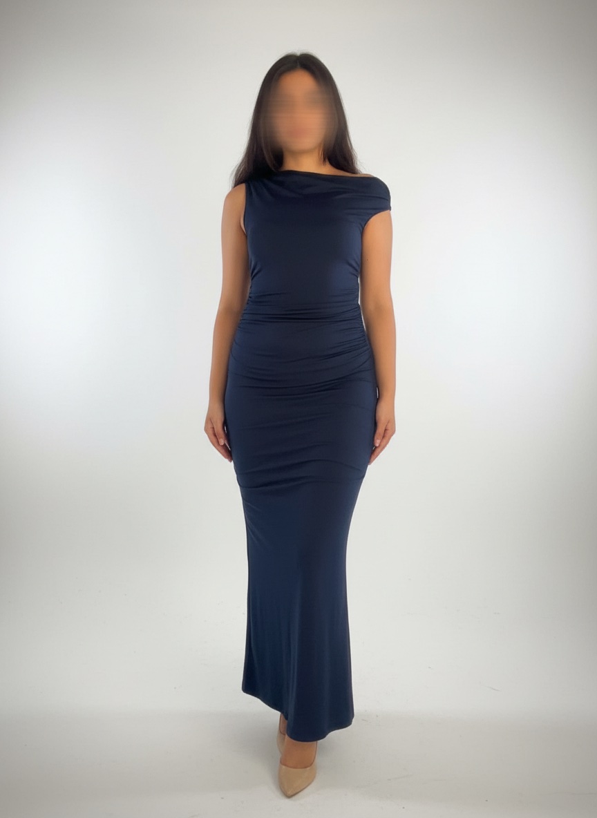 Robe longue ajustee bleu marine neuvee 