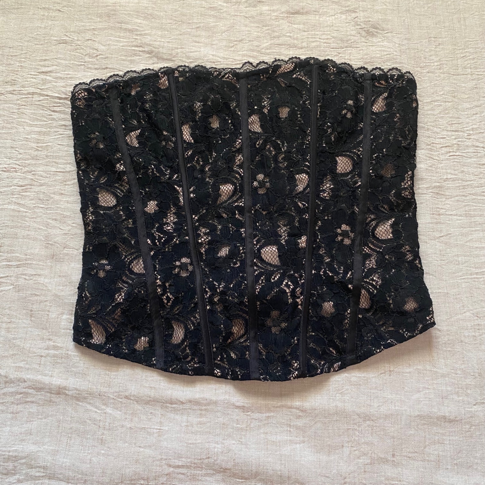 Top bustier corset en dentelle noir 
