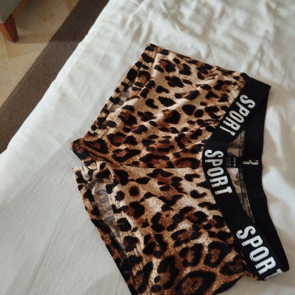 Boxer femme tigre