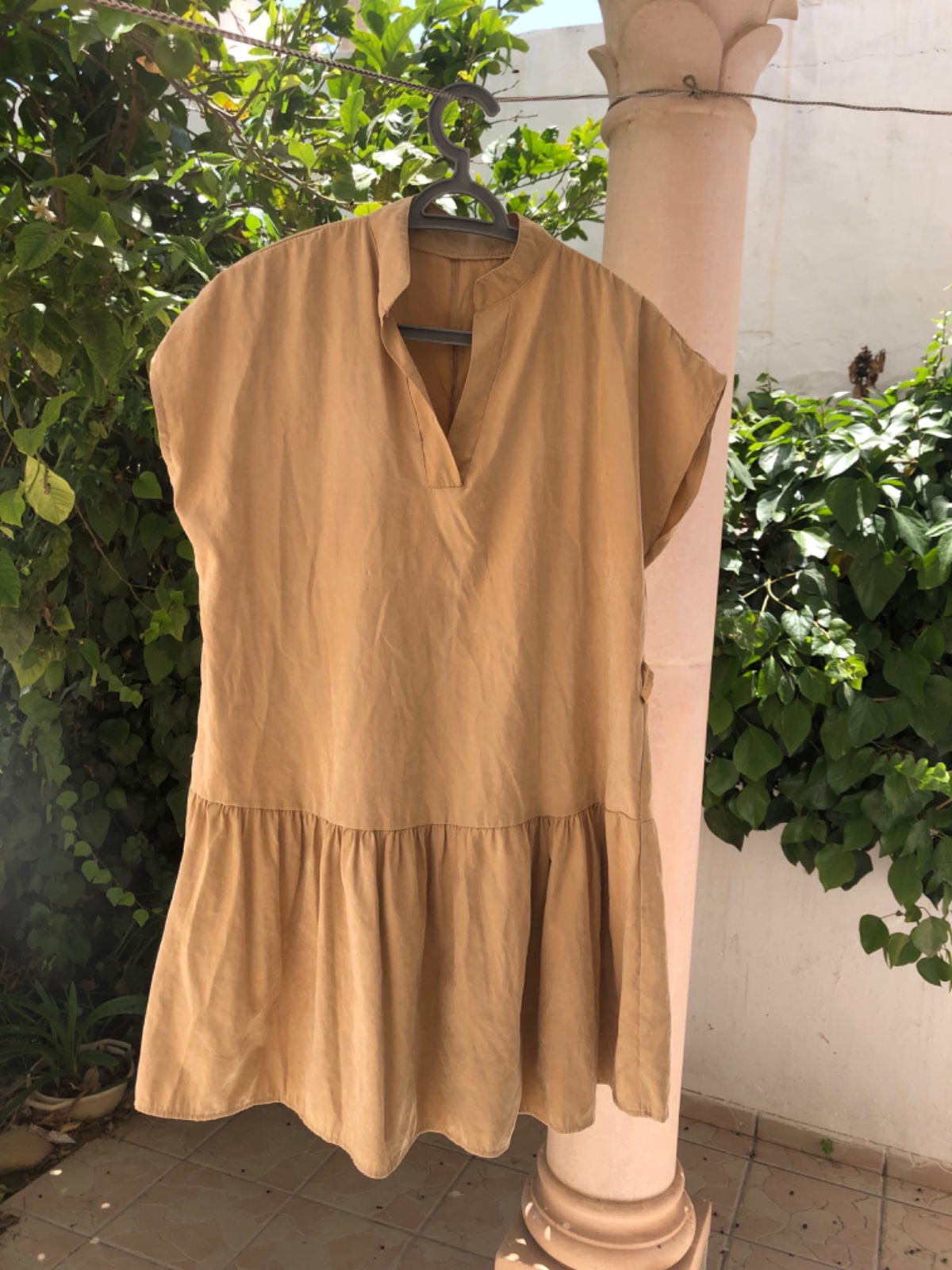 Robe beige sayefiii 