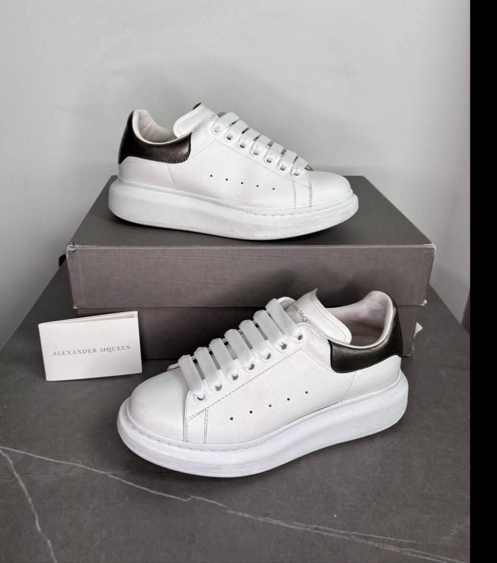 Alexandre McQueen taille 44