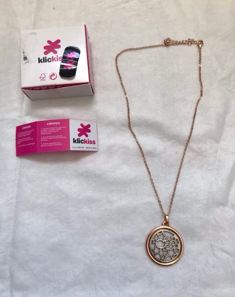 collier plaque or antiallergique 