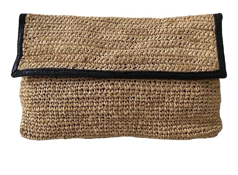 Pochette 100% raphia Maje 