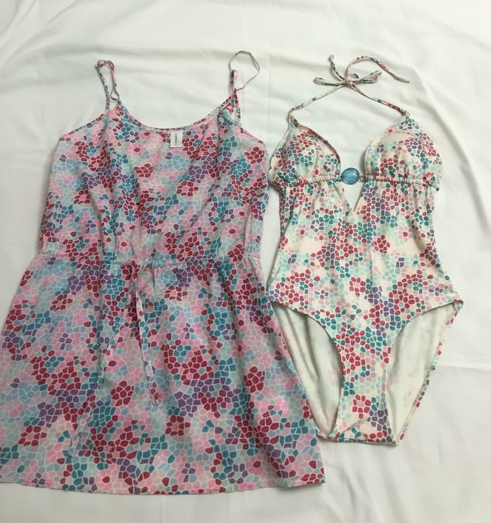 Set maillot avec sa robe de plage T 36