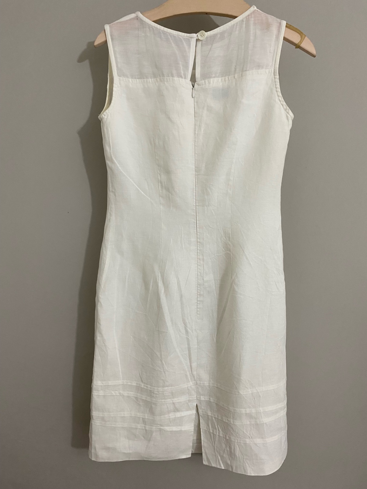 Elegante robe ZAPA en lin T36