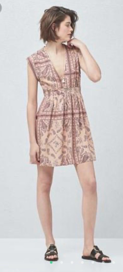 Magnifique robe Mango neuve tissus tres agreable 