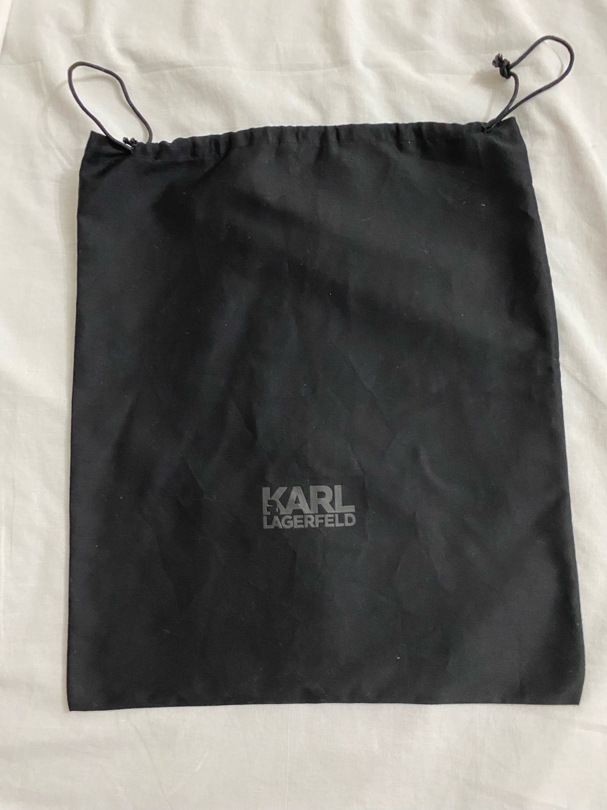 Dust bag karl profitez remise dabchy 15% 