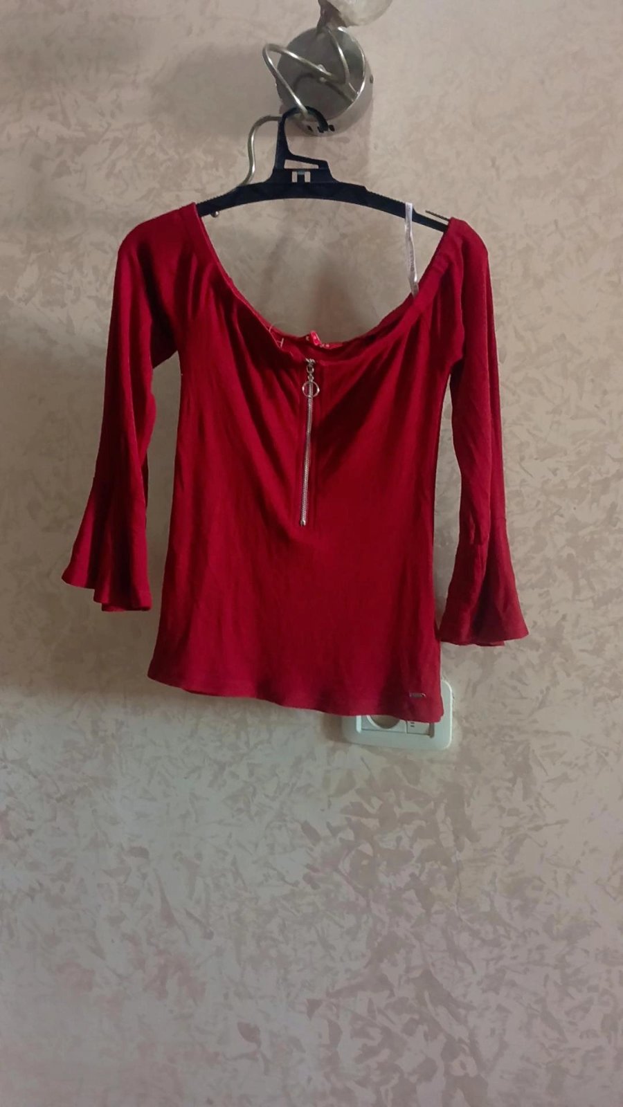 Red shirt 
