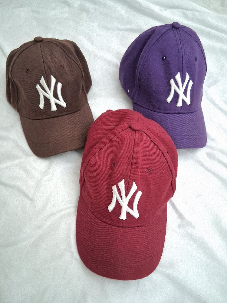 3 casquettes+casquette 🎁
