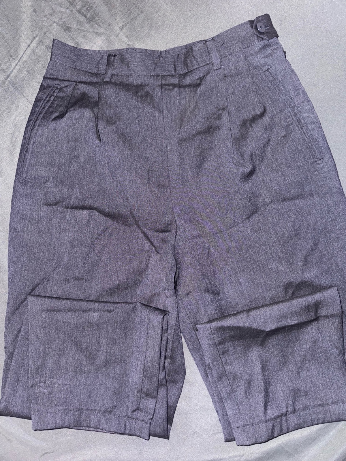 Pantalon gris charbon à vendre