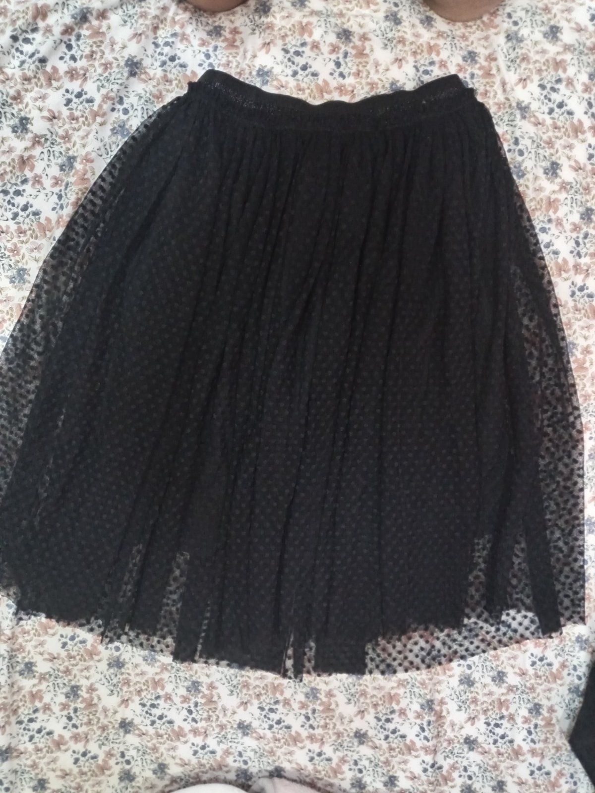 Jupe noire avec dentelle