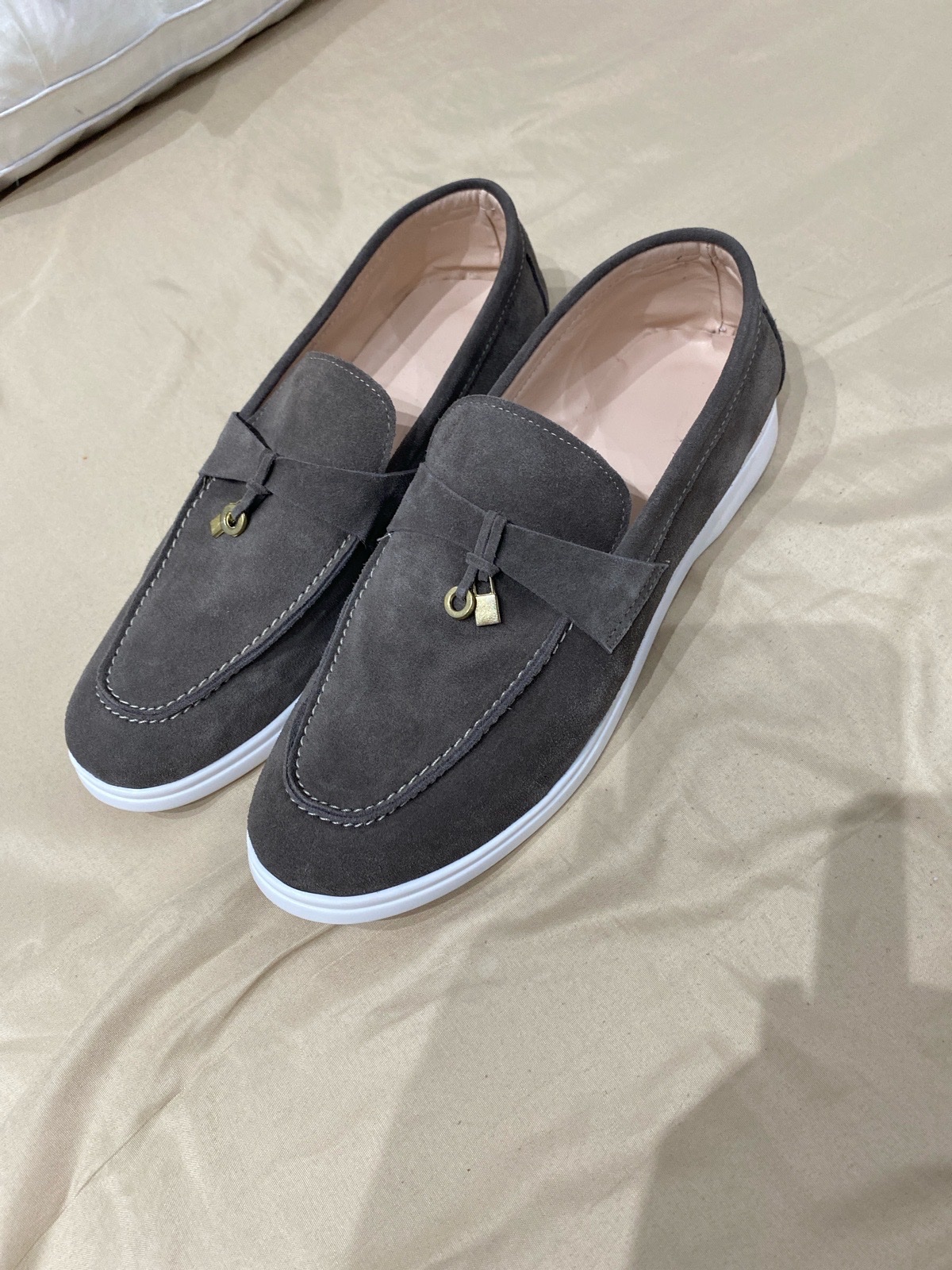 Mocassins vert jamais porté pointure 41