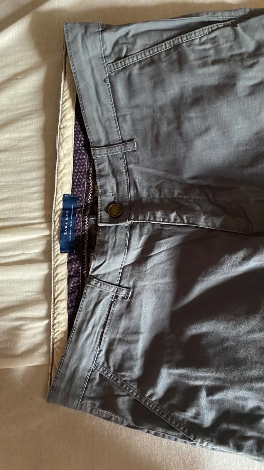 Pantalon Chino Gris Zara Man – Porté une seule fois (État Neuf)