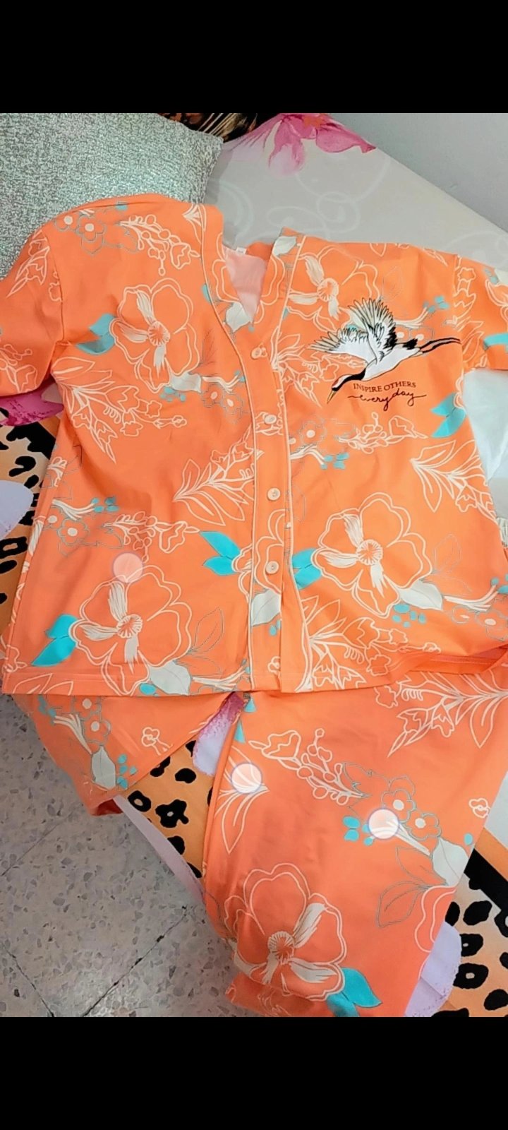 Pyjama jamais porté  (dernier prix)