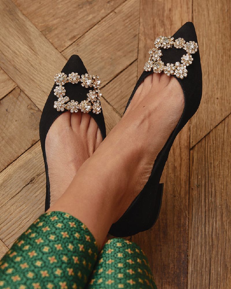 Ballerines satinées avec broche (Dernier prix)