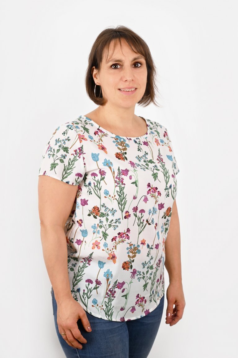 Blouse fleurie.  Taille 46/3XL.