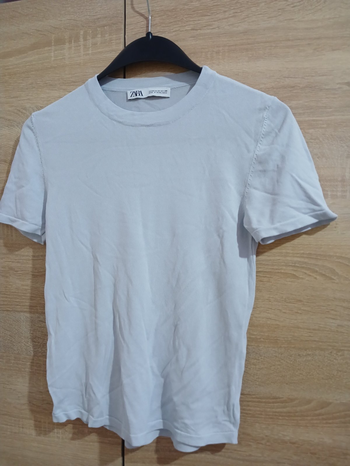 ZARA. Extensible.  Taille 38/M. Couleur bleu clair 
