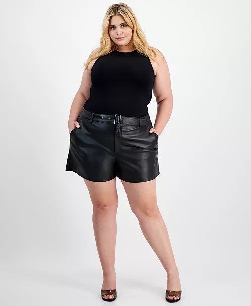 Short Primark.  Simili cuir.  🌀GRANDE TAILLE 🌀 TAILLE 48/4XL. NEUF SANS ÉTIQUETTE 🏷 